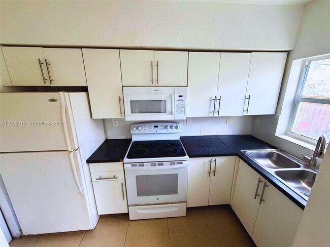 Building Photo - 440 NW 84th Terrace