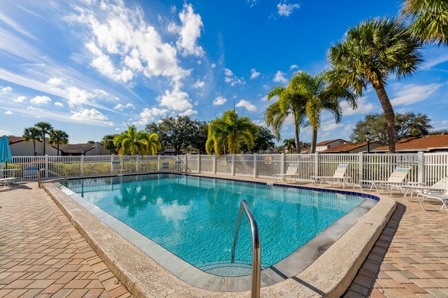 Building Photo - 7360 Ulmerton Rd