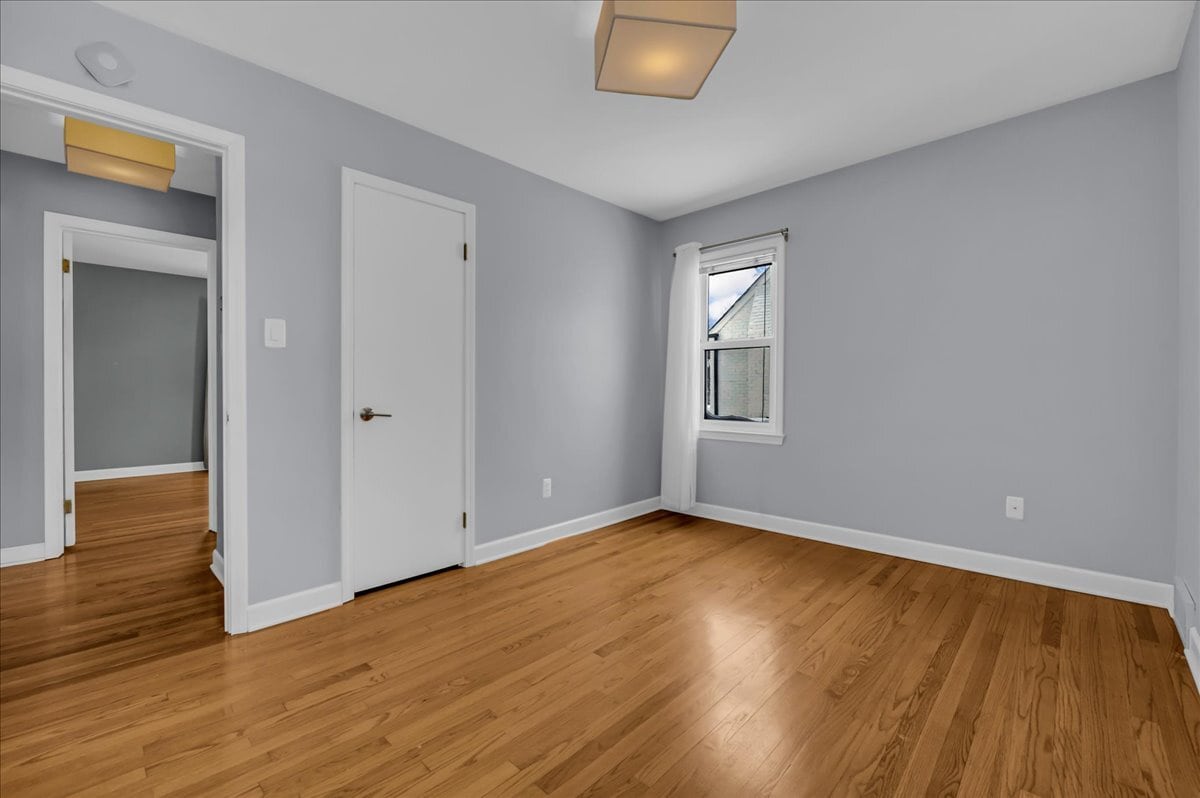 Building Photo - 2299 W Lincoln St