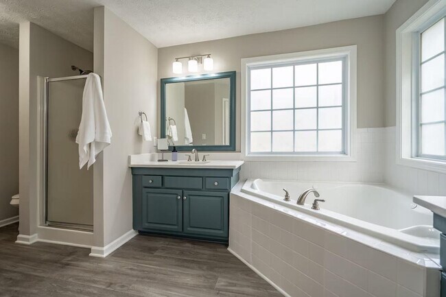 Building Photo - 104 Kingston Pointe Dr