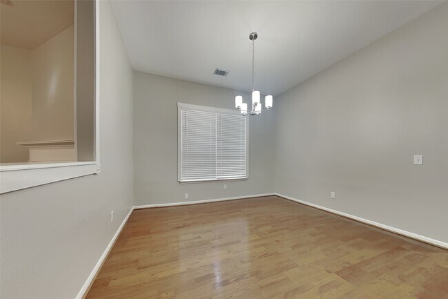 Building Photo - 14422 Bladenboro Dr