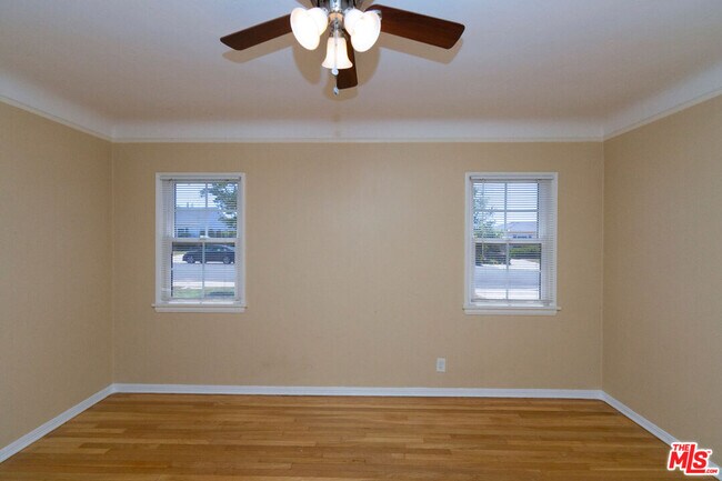 Building Photo - 6353 W 82nd St