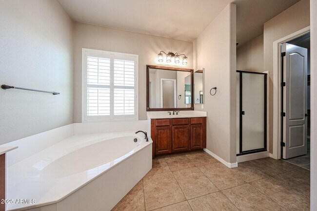 Building Photo - 4318 N 180th Dr