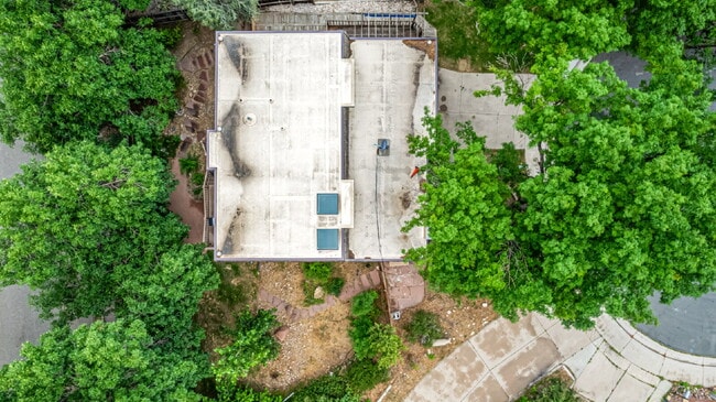 Building Photo - Two-Story home in  Cherry Creek Racquet Cl...