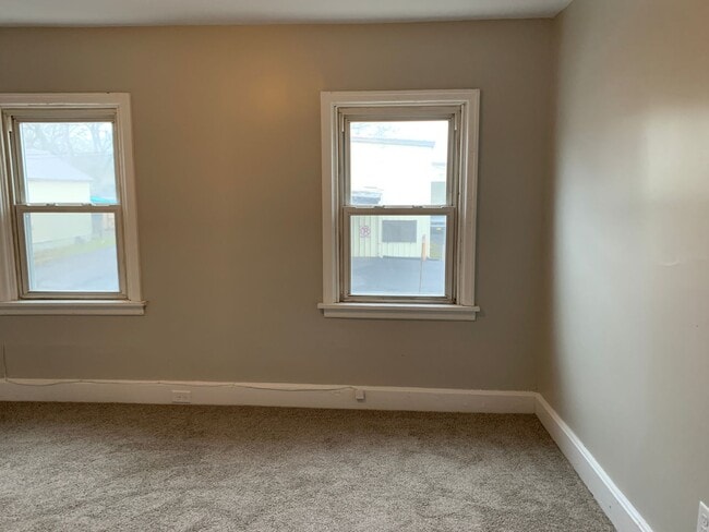 Building Photo - 2 Bedroom Home Near Downtown Carlisle