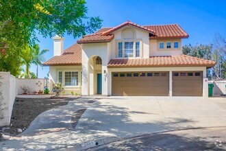 Building Photo - Great 4 bedroom, 3 bath Carlsbad Home For ...