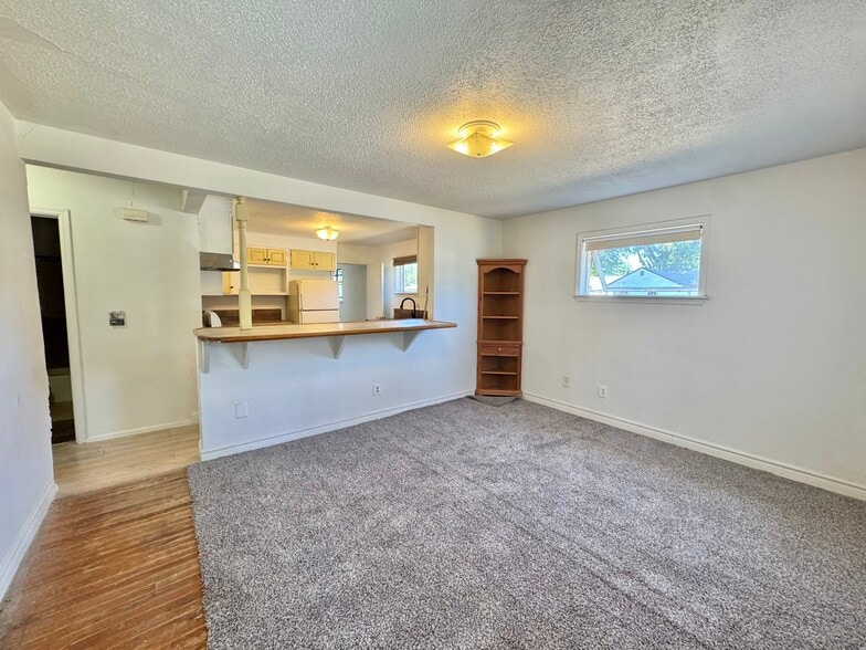Building Photo - 3348 SW 23rd St