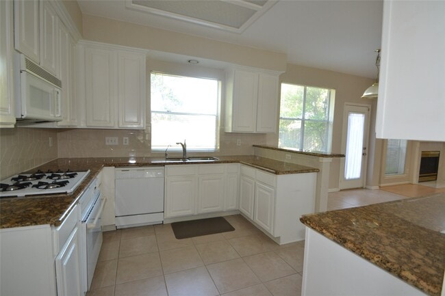 Building Photo - 15406 Amesbury Ln