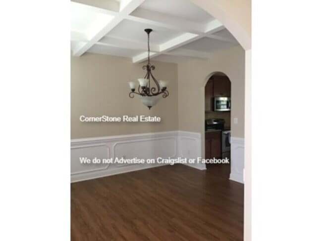 Building Photo - 440 Wood Point Dr