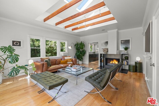 Building Photo - 1510 Electric Ave