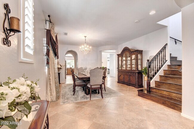 Building Photo - 1120 N Crosscreek Dr
