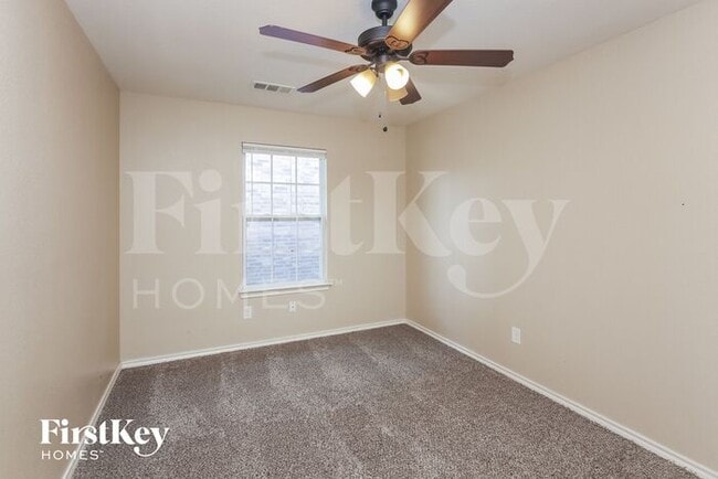 Building Photo - 591 Lentisco Dr