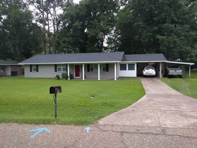 Primary Photo - 413 Beasley St