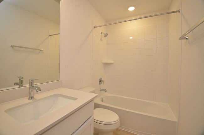 Building Photo - 31103 Warwick Coast Ct