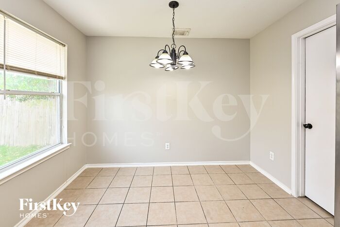 Building Photo - 1319 Seagler Pond Ln
