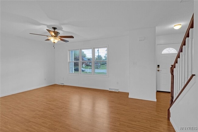 Building Photo - 940 Reserve Rd