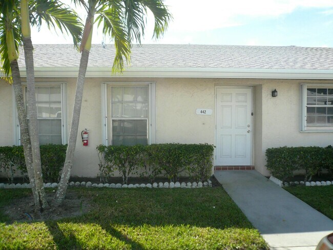 Building Photo - 442 Franconia Cir