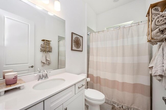 Building Photo - 17380 Jadestone Ct