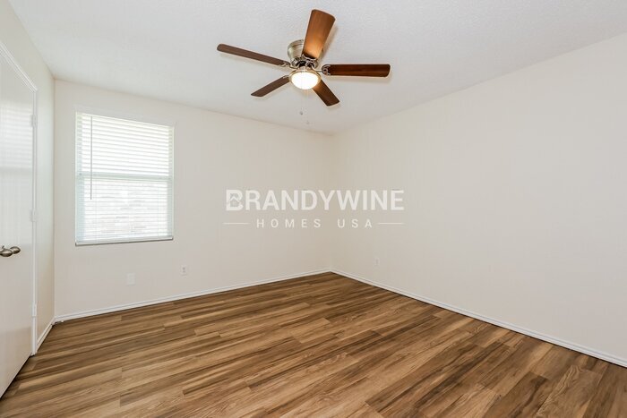 Building Photo - 3832 Irish Setter Dr