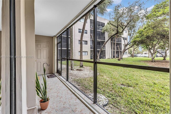 Building Photo - 8400 SW 133rd Avenue Rd