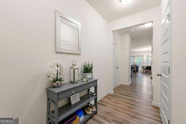 Building Photo - 3295 Estes Dr