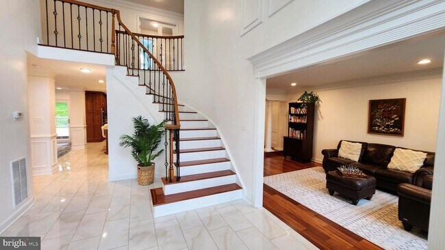 Building Photo - 5503 Chestermill Ct
