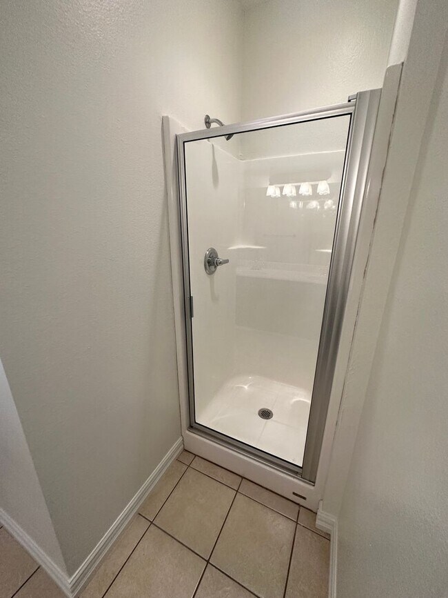 Building Photo - 4 Bed/3 Bath for rent in Bentonville! New ...