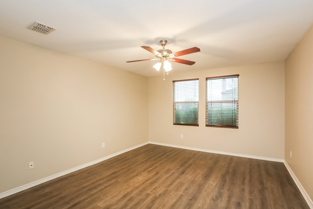 Building Photo - 3032 Picket Fence Dr