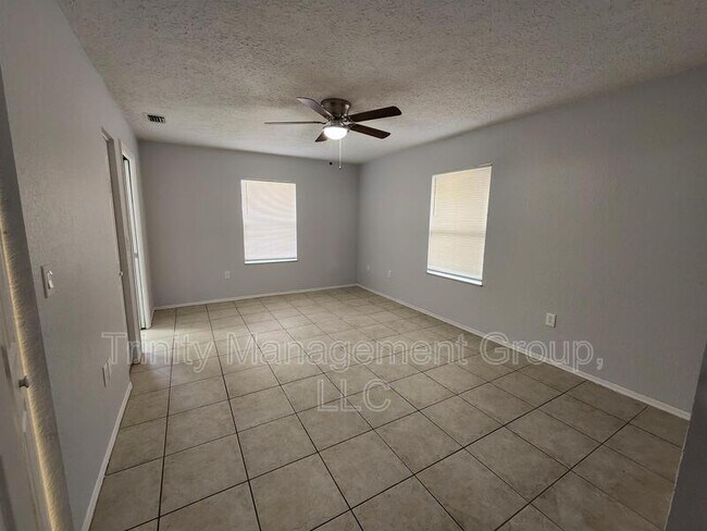 Building Photo - 13496 Wilburton St