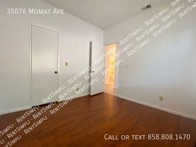 Building Photo - 35076 Momat Ave