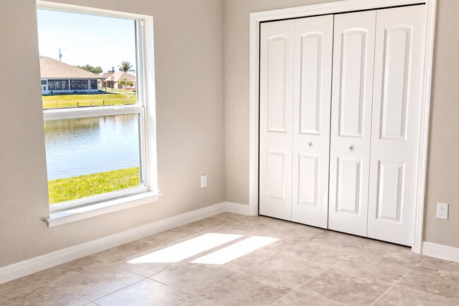 Building Photo - 500 NW 20th St