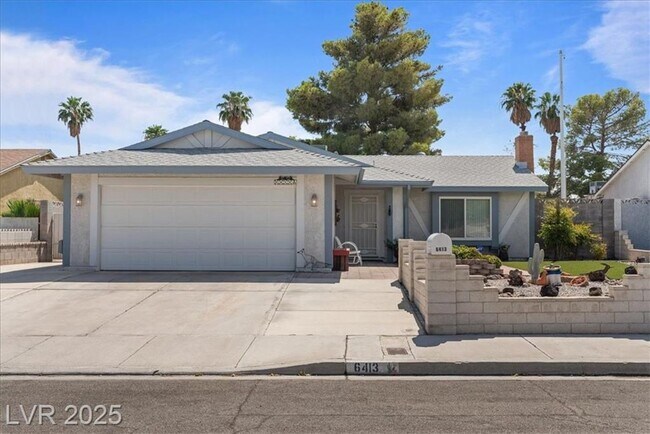 Building Photo - 6413 W Roy Rogers Dr
