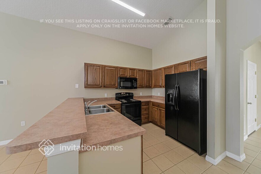 Building Photo - 4631 Cumbrian Lakes Dr