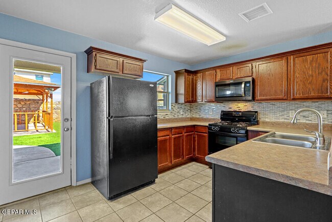 Building Photo - 14407 Misty Point Ct