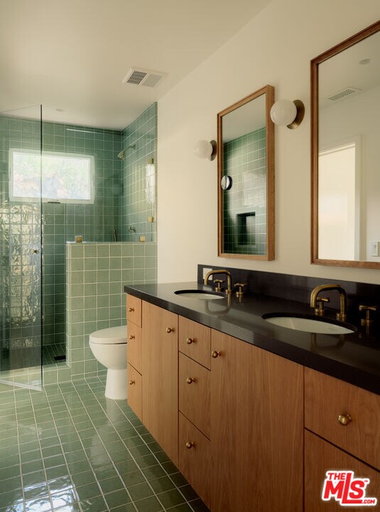 Building Photo - 914 Bienveneda Ave