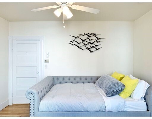 Building Photo - 372 Harvard St