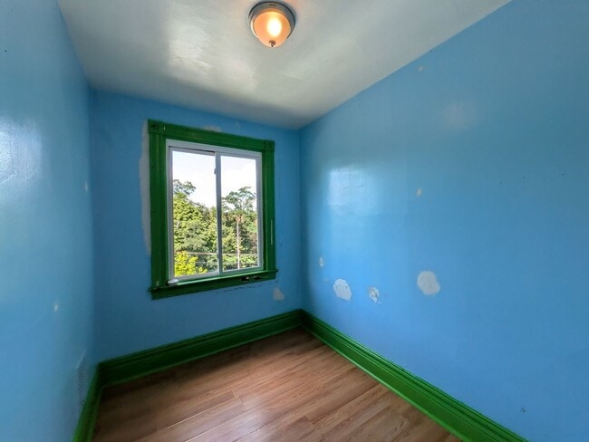 Building Photo - 3620 Grenada St