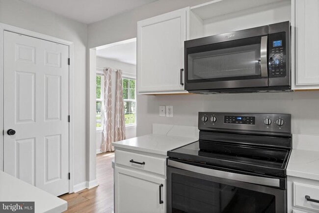 Building Photo - 1544 Avenue C