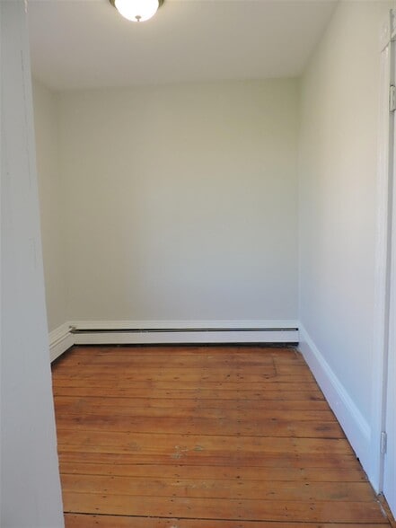 Building Photo - 10 Winter St