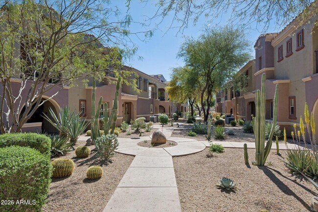 Building Photo - 3935 E Rough Rider Rd