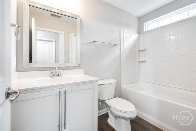 Building Photo - 345 Sonoma Dr