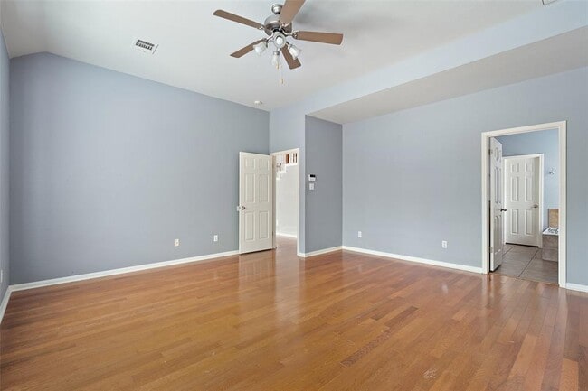 Building Photo - 908 Golden Palomino Ct