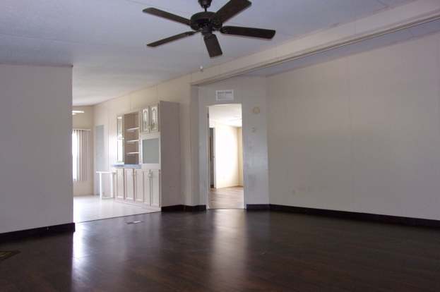 Building Photo - 1106 Indian Hollow