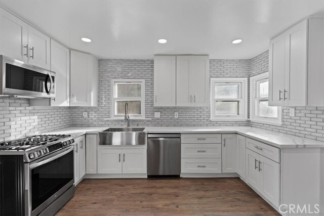 Building Photo - 336 W Hillcrest Blvd