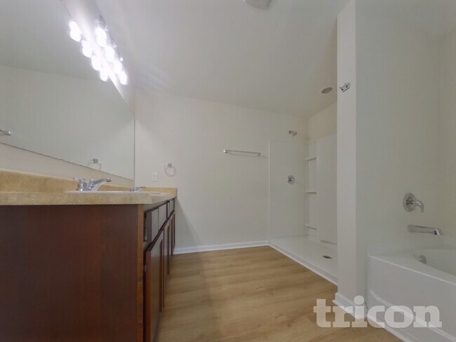 Building Photo - 236 Arbor Creek Dr