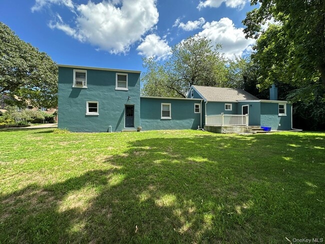 Building Photo - 56 Deer Dr