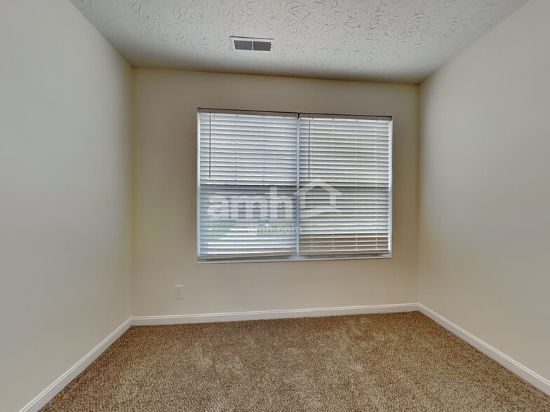 Building Photo - 3202 Meadoway Ct