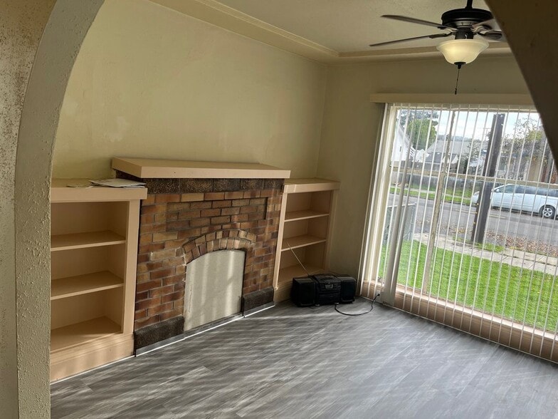 Building Photo - 772 Sunset Blvd