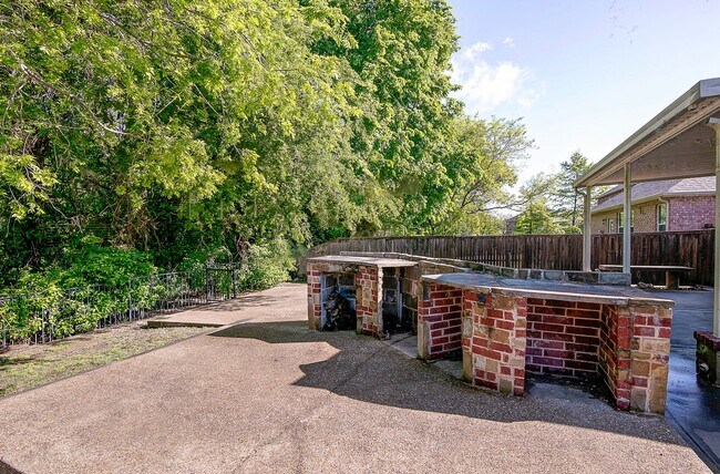 Building Photo - Serenity on the Greenbelt in Stonebridge Ranch