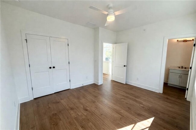 Building Photo - 2640 Mackintosh Ct